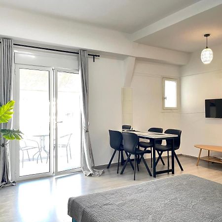 Uoohome7 Garden Green And Navy Ateny Zewnętrze zdjęcie