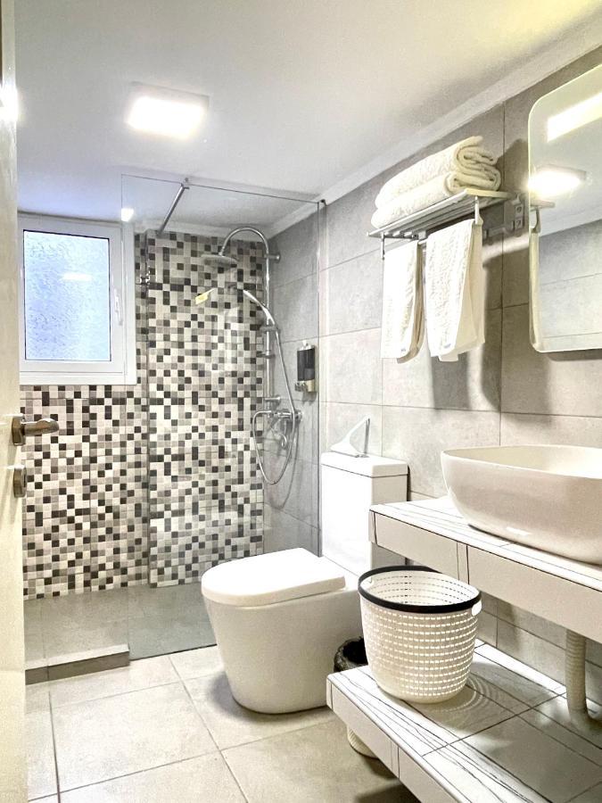 Uoohome7 Garden Green And Navy Ateny Zewnętrze zdjęcie